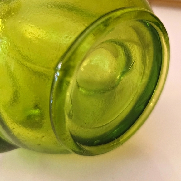 Viking Green Drape Swung Art Glass Vase - Picture 12 of 14